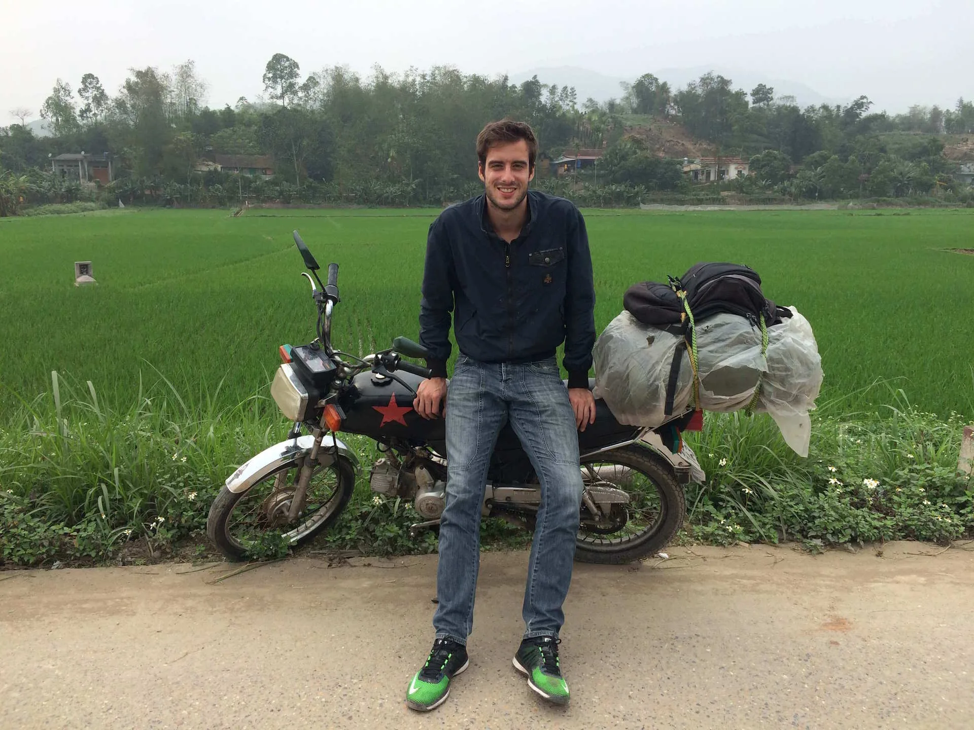 Viaggio in moto percorrendo il Vietnam da Nord a Sud.