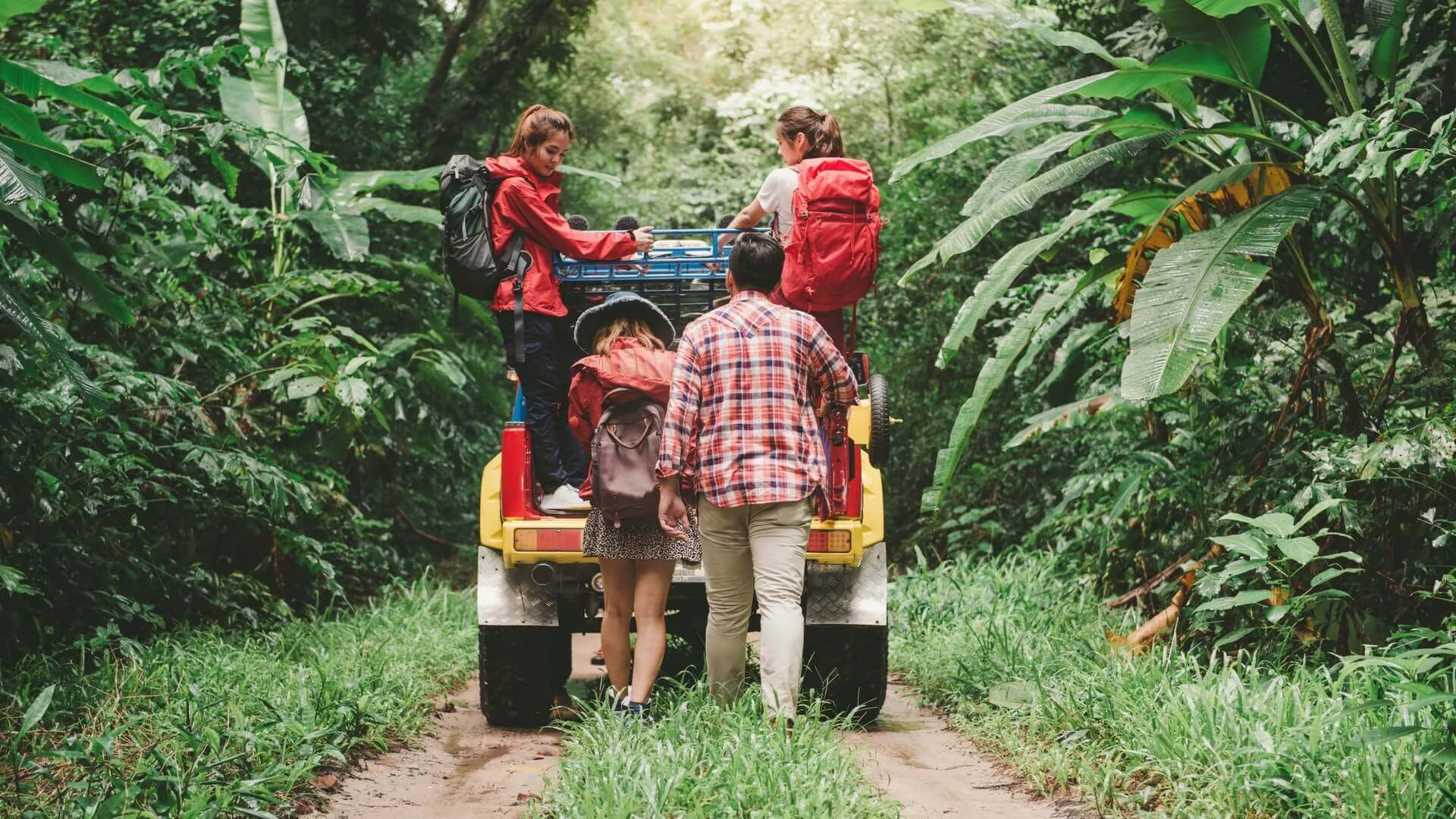 Come viaggiare leggeri quando si viaggia in gruppo o in famiglia.