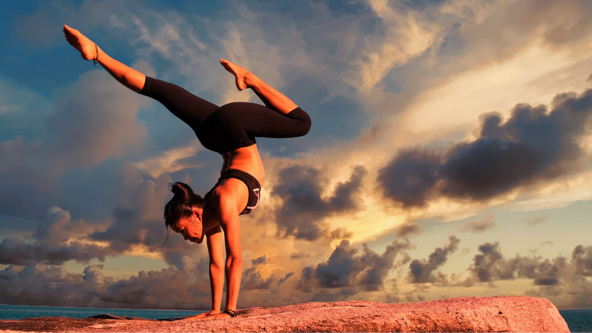 Fare l'istruttore di yoga ovunque nel mondo.