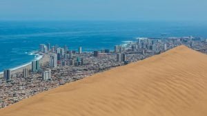 Vista di Iquique dall'alto.