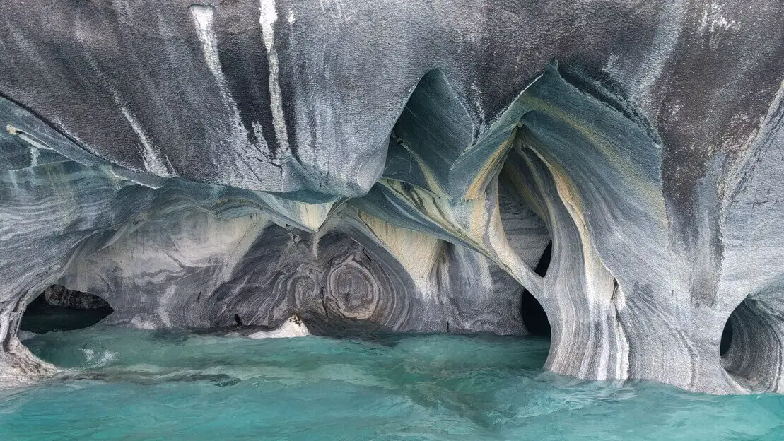Le grotte di marmo a Puerto Rio Tranquilo.