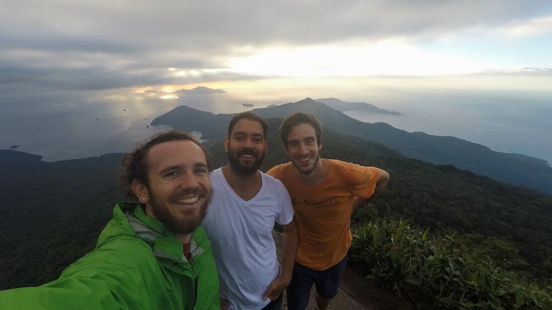 Alba al Pico do Papagayo a Ilha grande