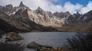 laguna vicono al rifugio grey a Bariloche