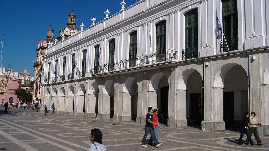 Per le strade di Cordoba in Argentina