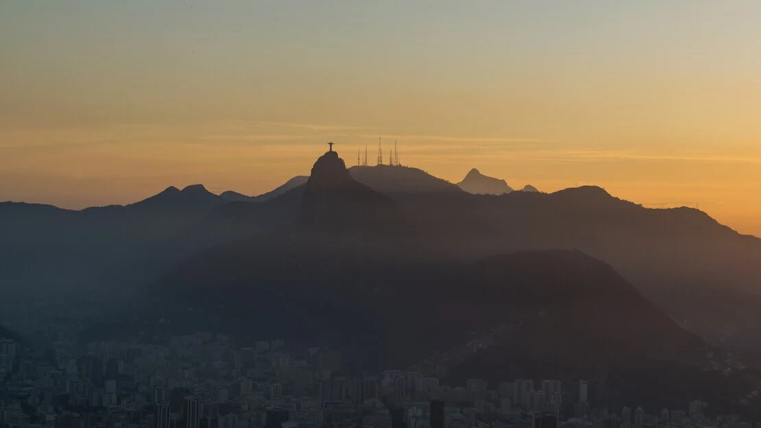Tramonto a Rio de Janeiro visto dal pan de azucar