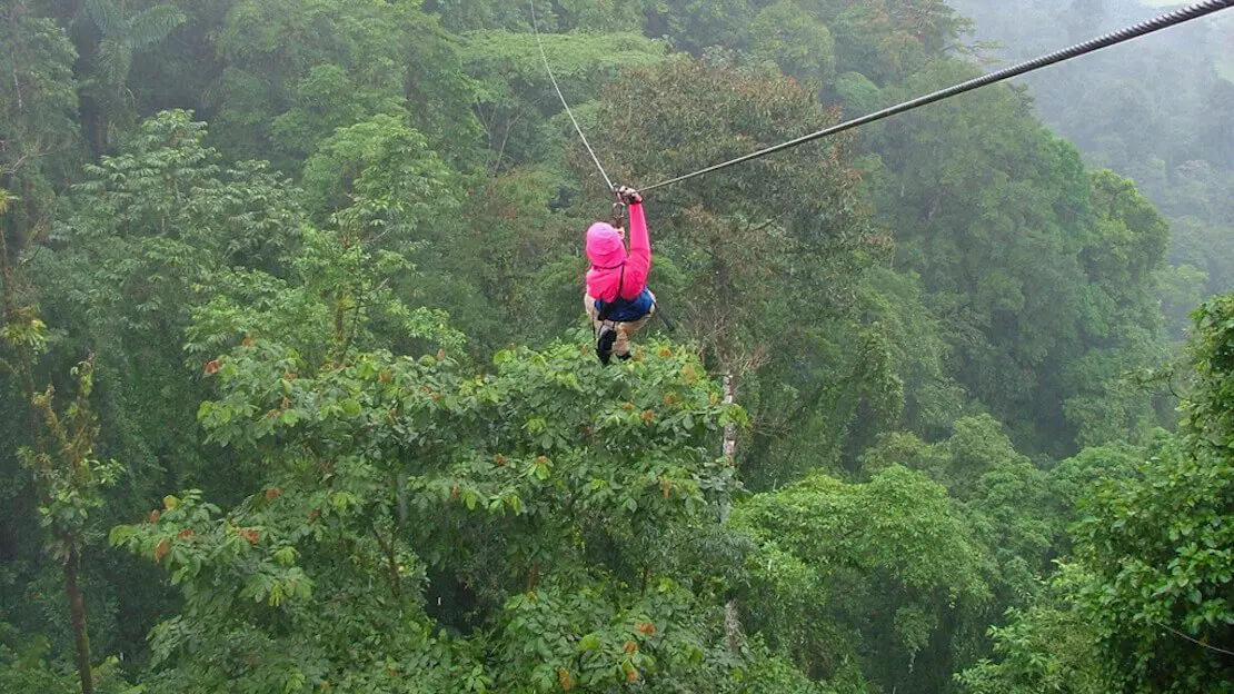 Ziplining in Costa Rica a Monteverde