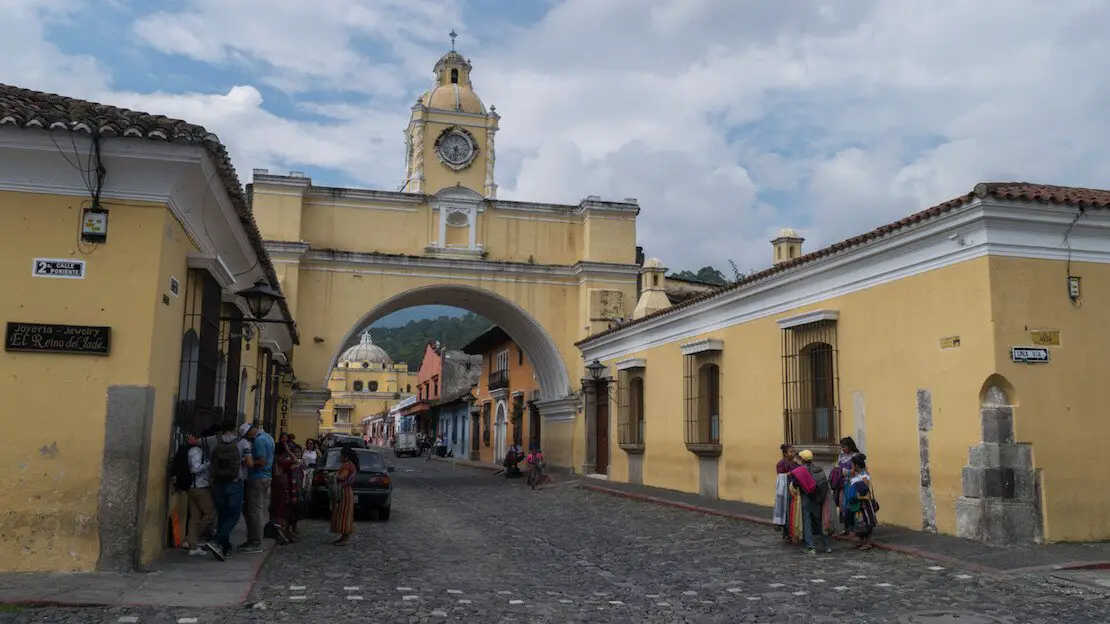 Per le strade di Antigua in Guatemala