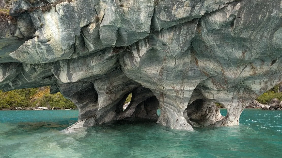 La cattedrale di Marmo a Puerto Rio Tranquilo