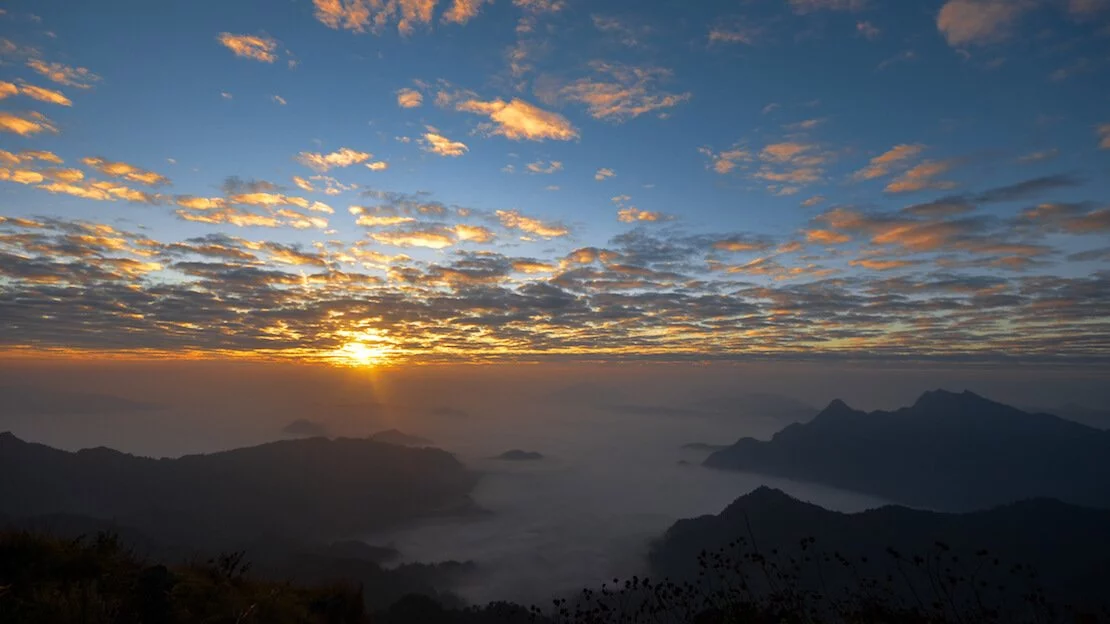 Alba a Phu Chi Fa vicino a Chinag Rai